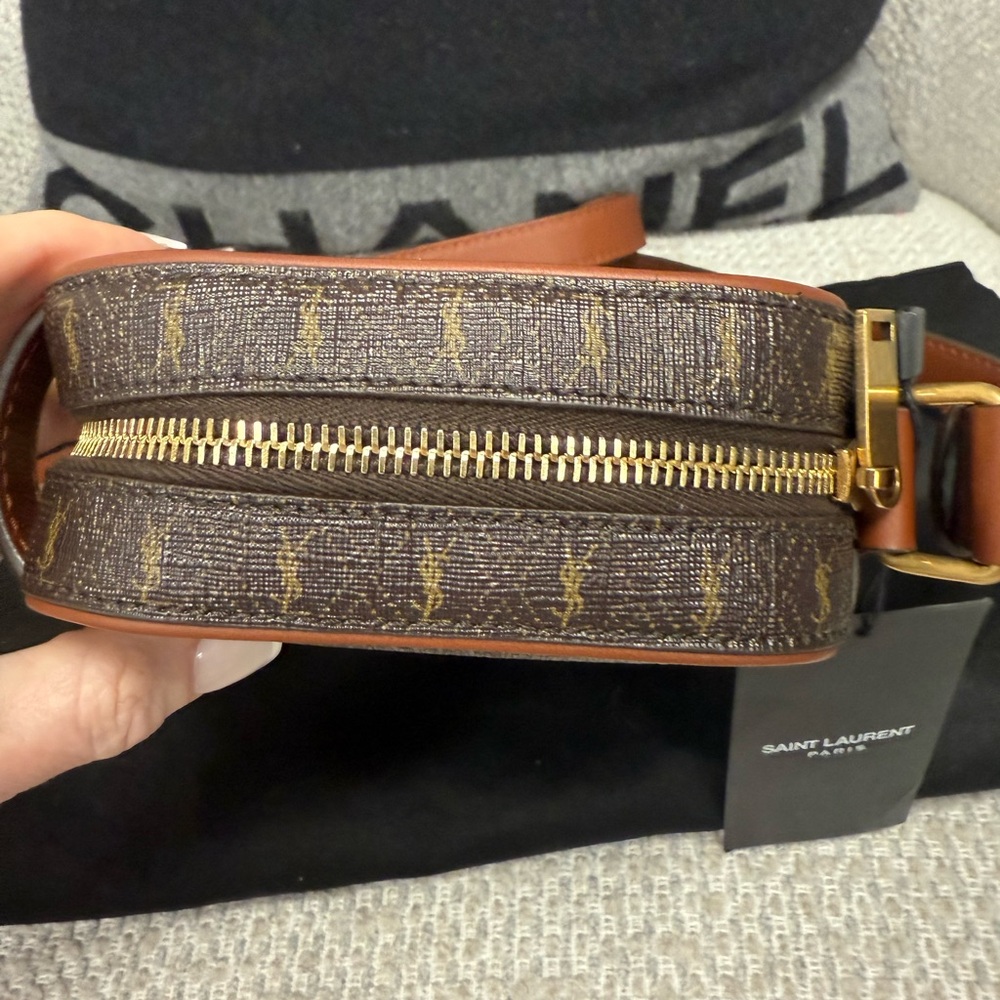 Saint Laurent Brown and Tan Belt Bag - Picture 5 of 6